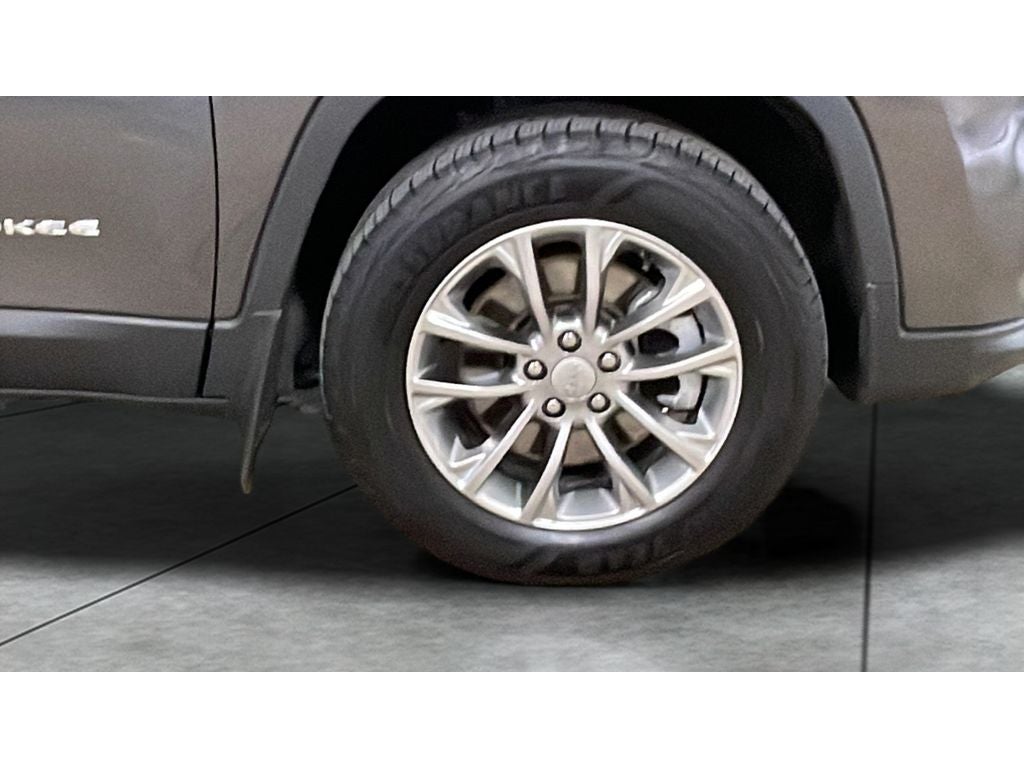 2021 Jeep Cherokee Latitude Plus 4x4