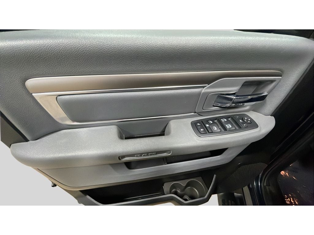 2019 RAM 1500 Classic SLT