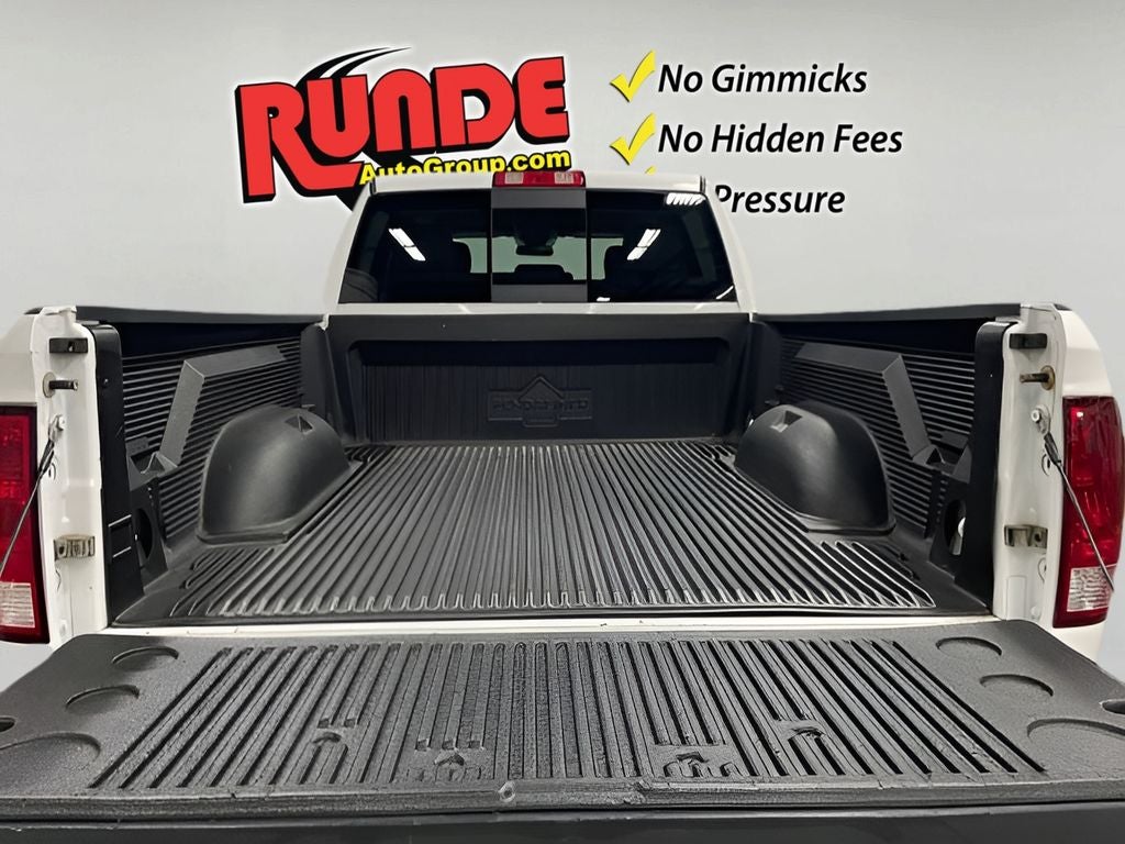 2017 RAM 1500 SLT Crew Cab 4x4 6'4" Box
