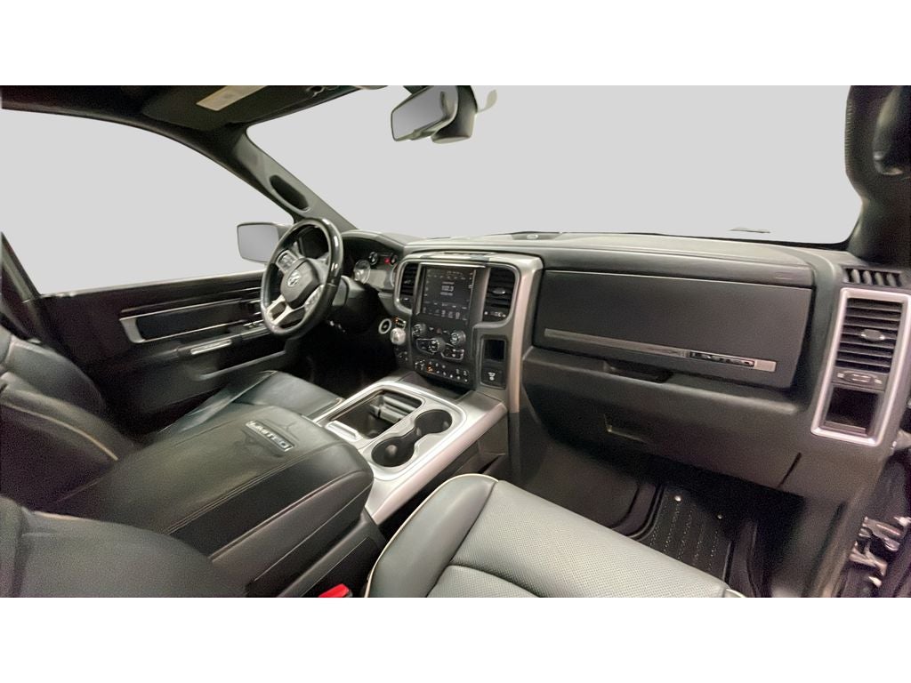 2017 RAM 1500 Limited Crew Cab 4x4 6'4" Box