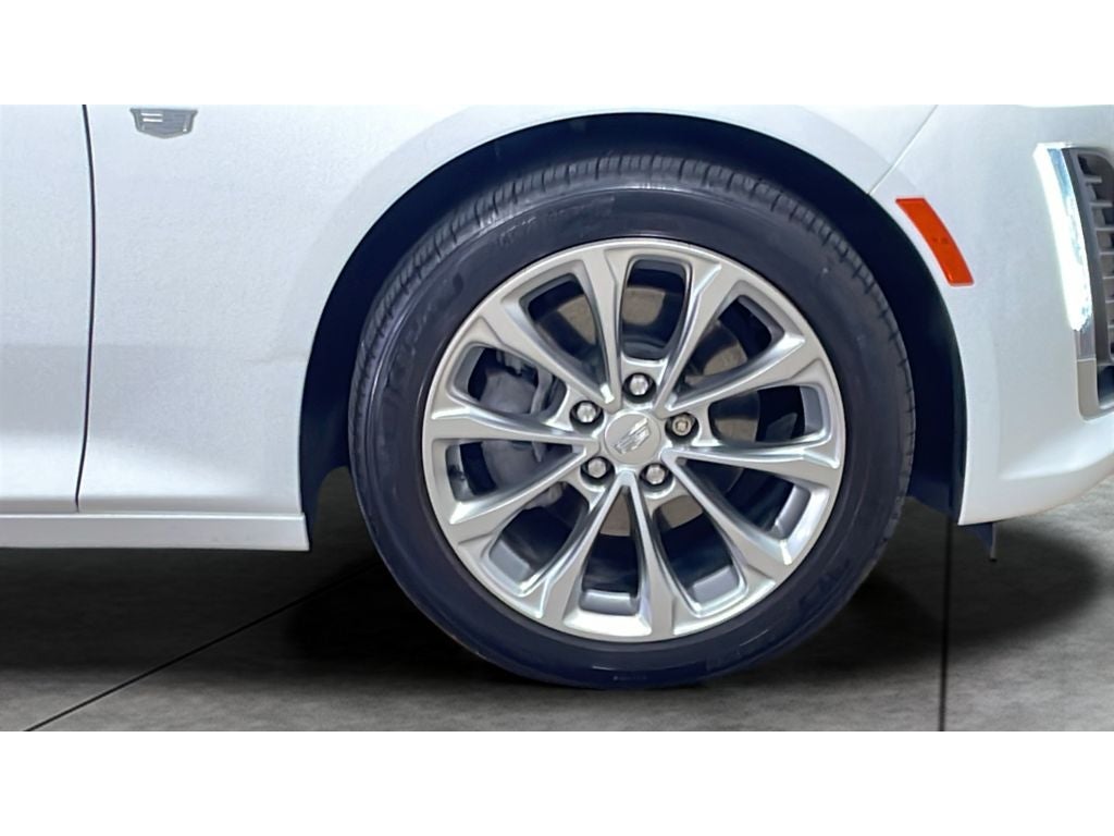 2022 Cadillac CT5 Premium Luxury