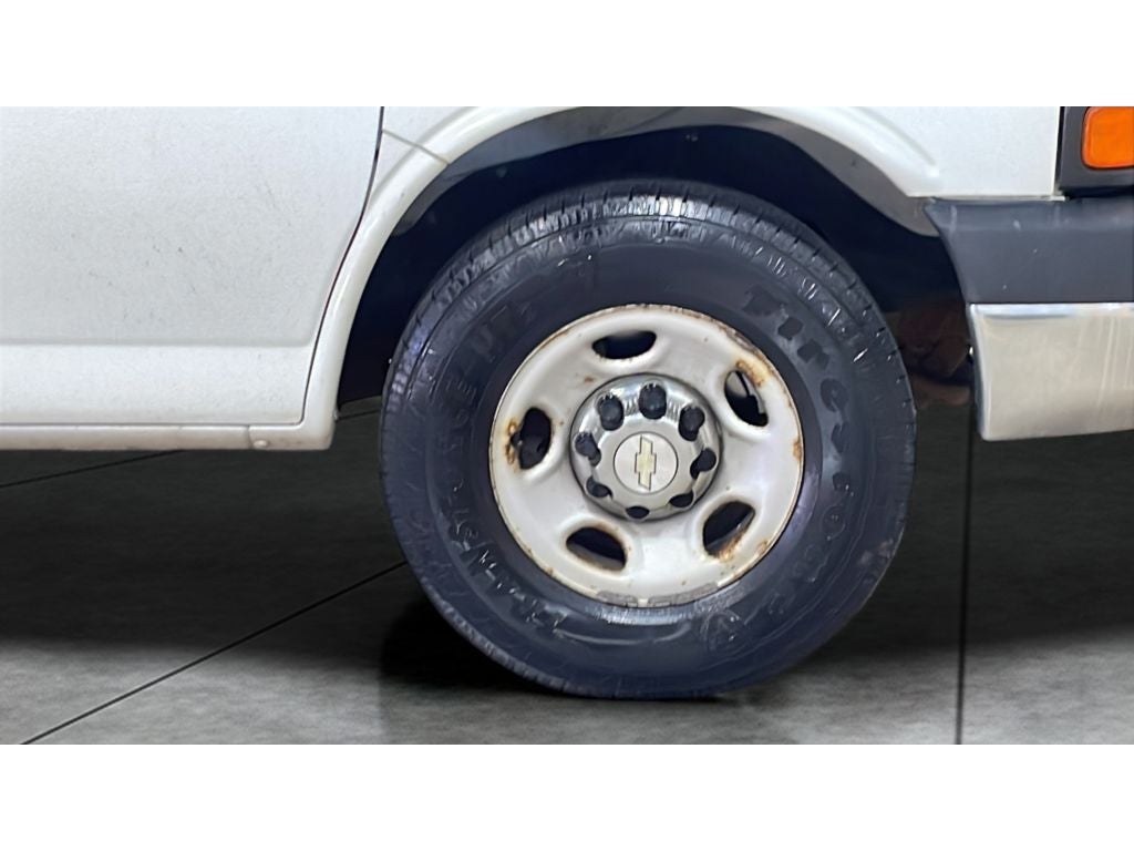 2012 Chevrolet Express Passenger 3500 1LT