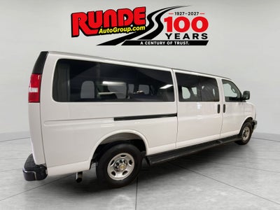 2025 Chevrolet Express Passenger 1LT