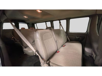 2025 Chevrolet Express Passenger 1LT