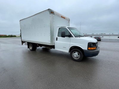2012 Chevrolet Express Cutaway 4500 2WT