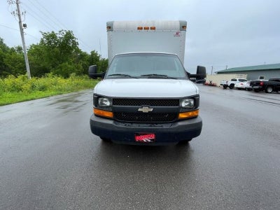 2012 Chevrolet Express Cutaway 4500 2WT