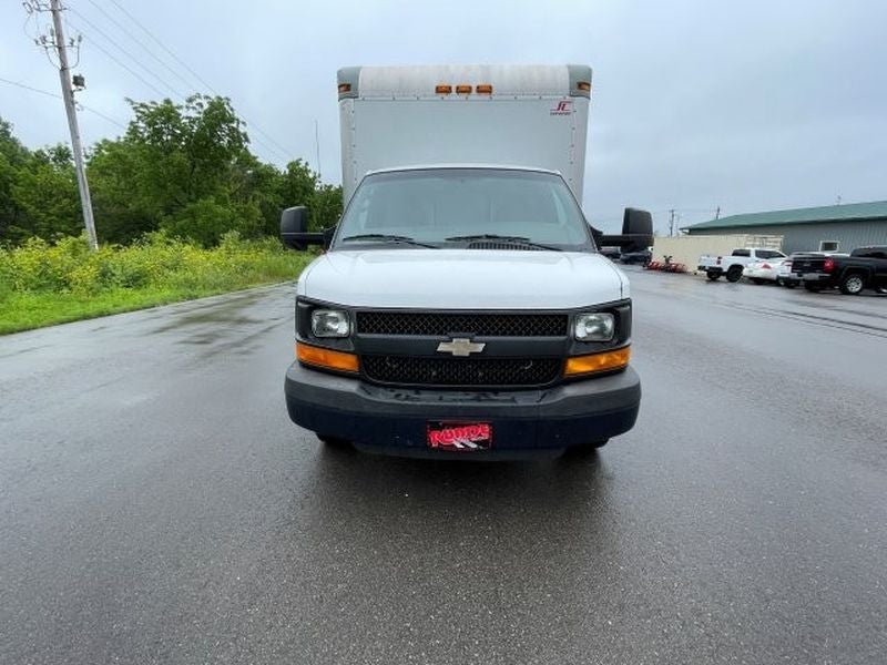 2012 Chevrolet Express Cutaway 4500 2WT