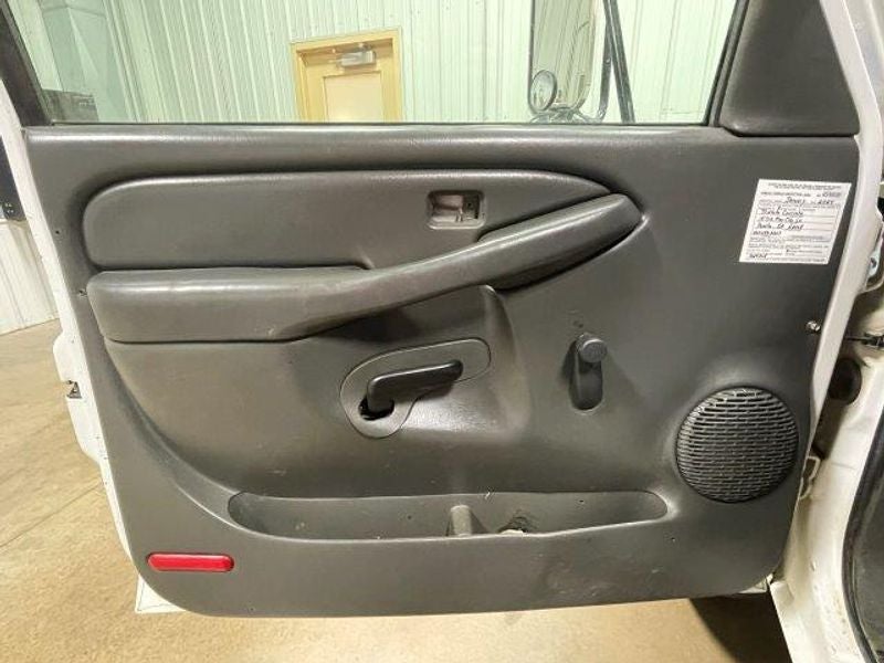 2005 Chevrolet Silverado 3500 HD WT