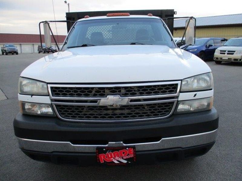 2005 Chevrolet Silverado 3500 HD WT