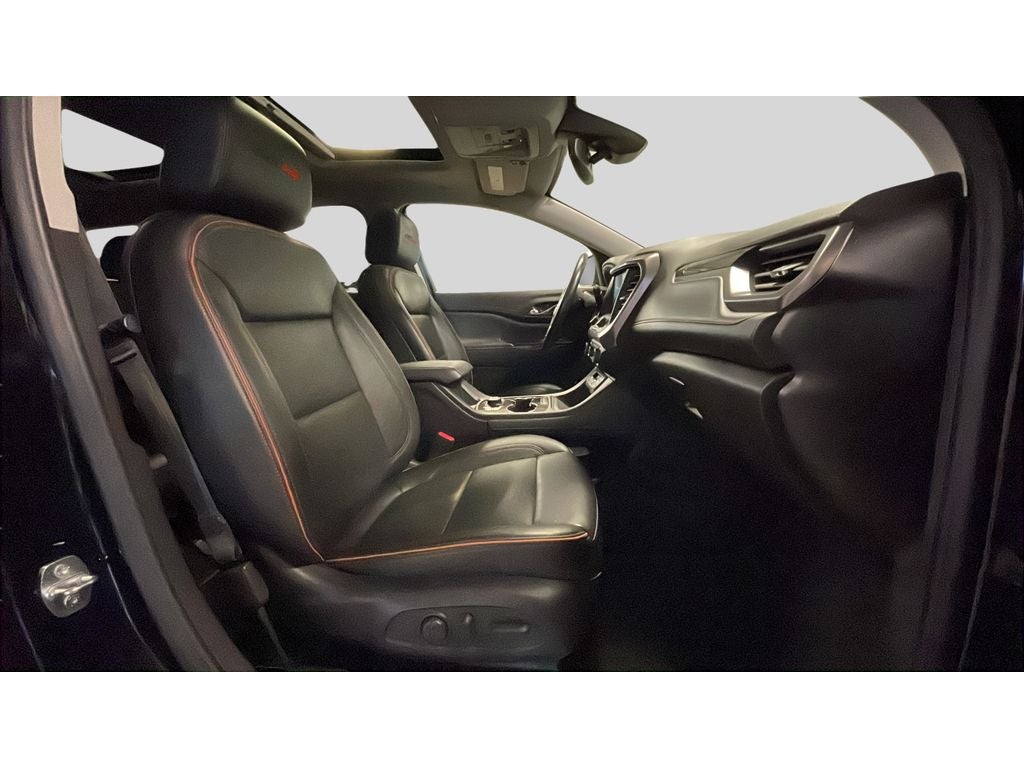 2022 GMC Acadia AT4