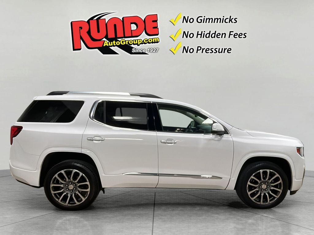 2023 GMC Acadia Denali