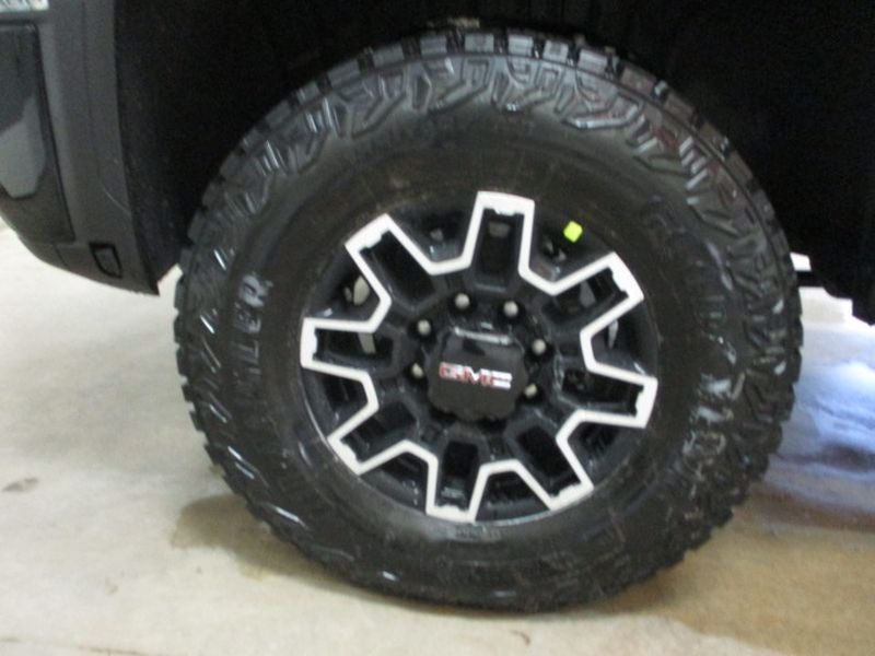 2024 GMC Sierra 2500 HD AT4X