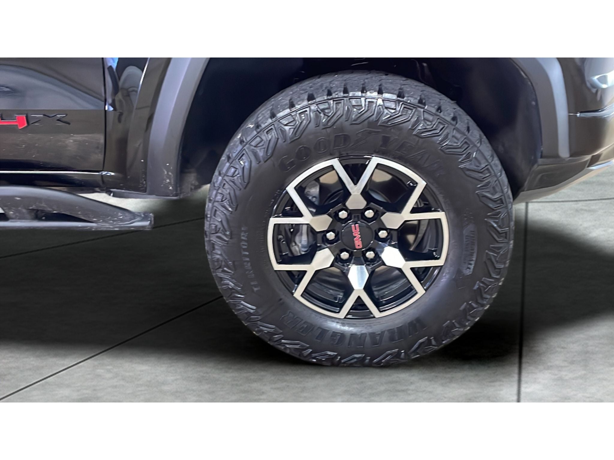 2024 GMC Canyon AT4X