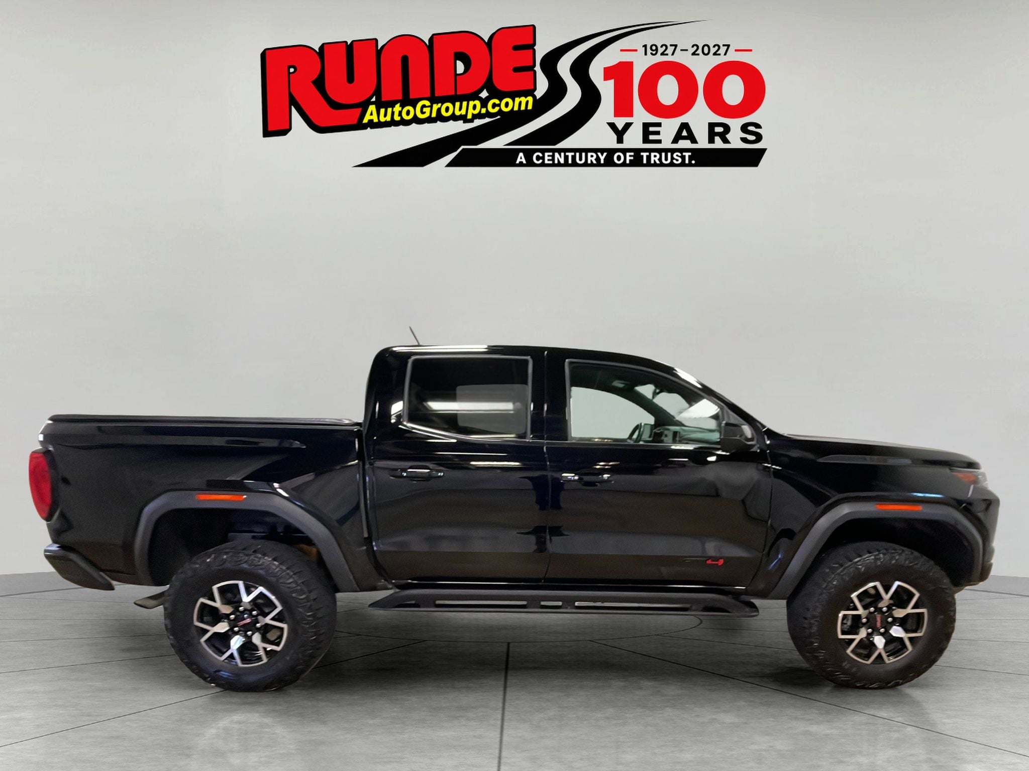 2024 GMC Canyon AT4X