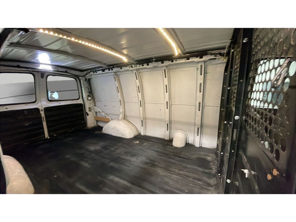 2018 GMC Savana Cargo 2500 1SA