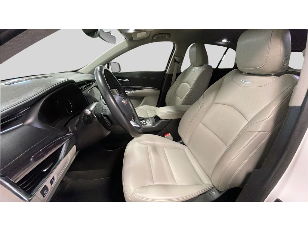 2022 Cadillac XT4 Luxury