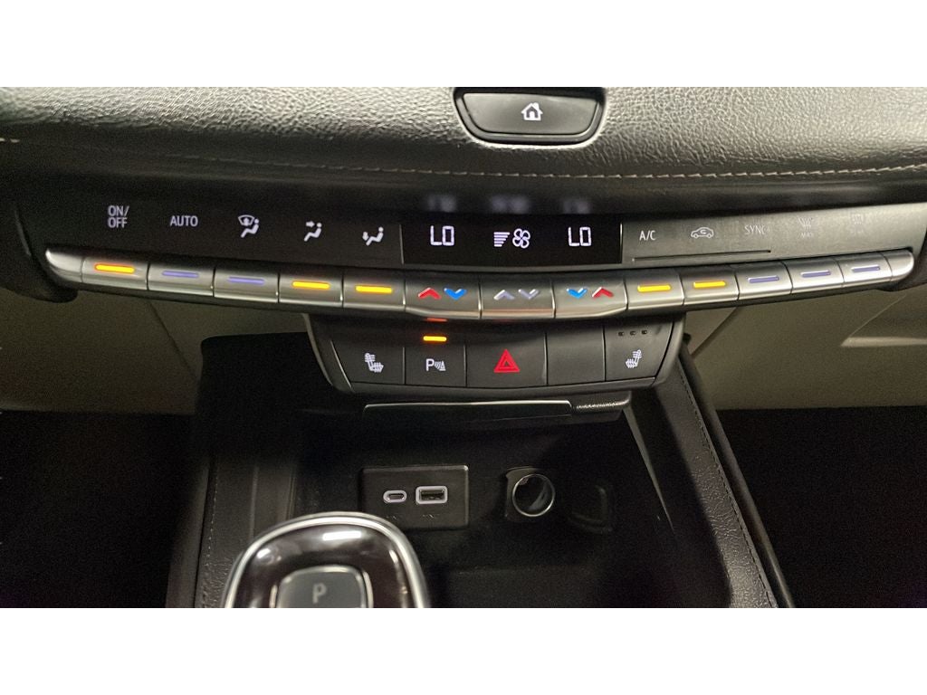2022 Cadillac XT4 Luxury