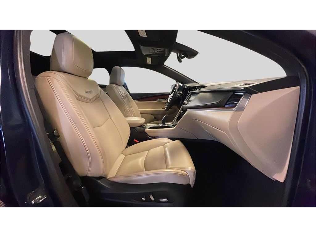 2017 Cadillac XT5 Luxury AWD