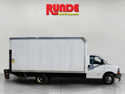 2017 Chevrolet Express Cutaway 4500 2WT