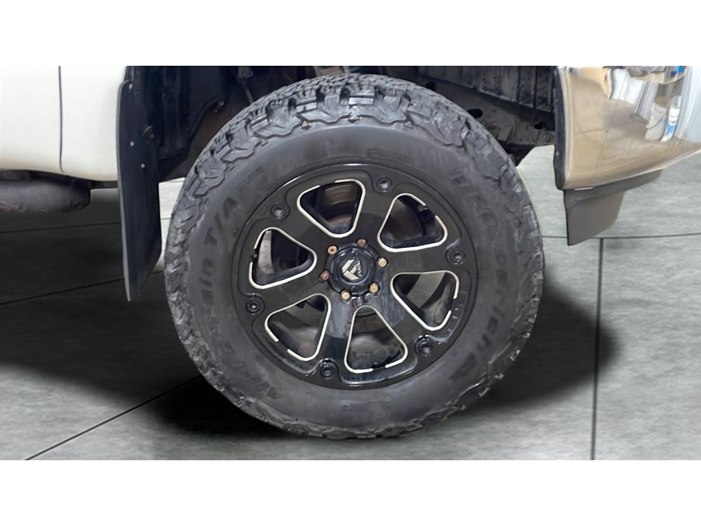 2017 Nissan TITAN XD SV Diesel