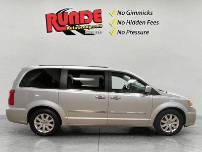 2011 Chrysler Town & Country Touring-L