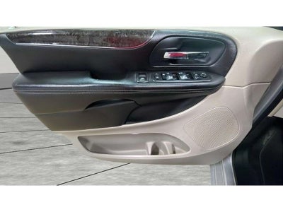 2011 Chrysler Town & Country Touring-L