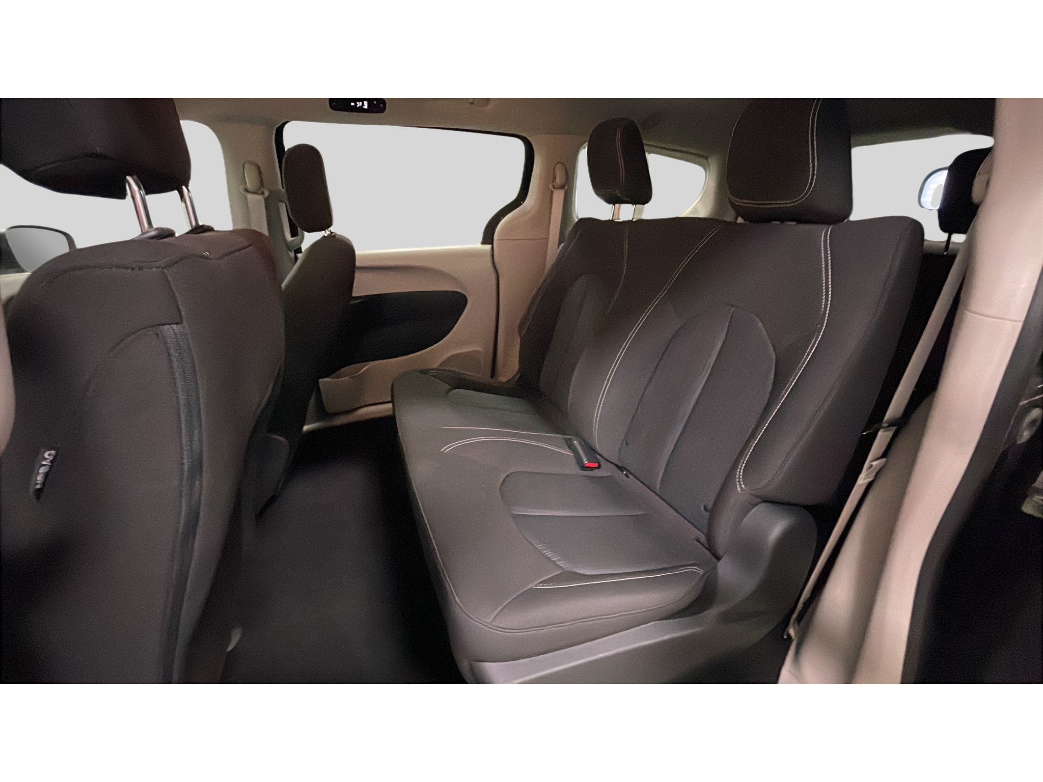 2021 Chrysler Voyager L