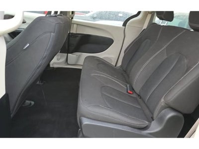 2021 Chrysler Voyager L