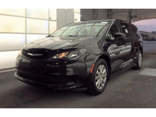 2021 Chrysler Voyager L