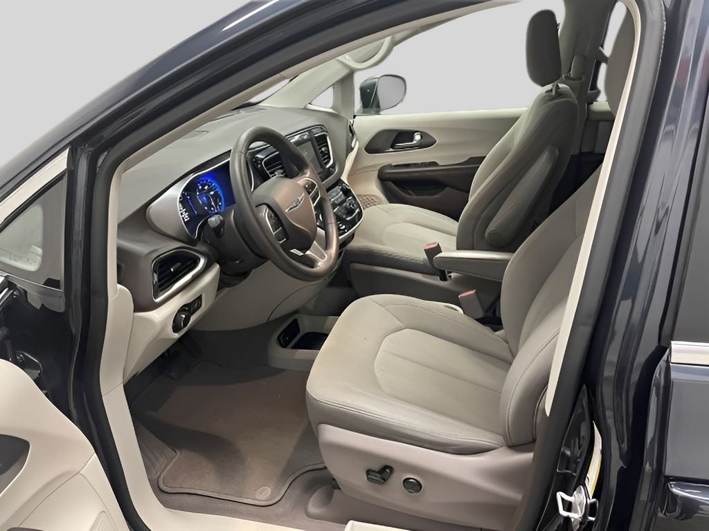 2019 Chrysler Pacifica LX