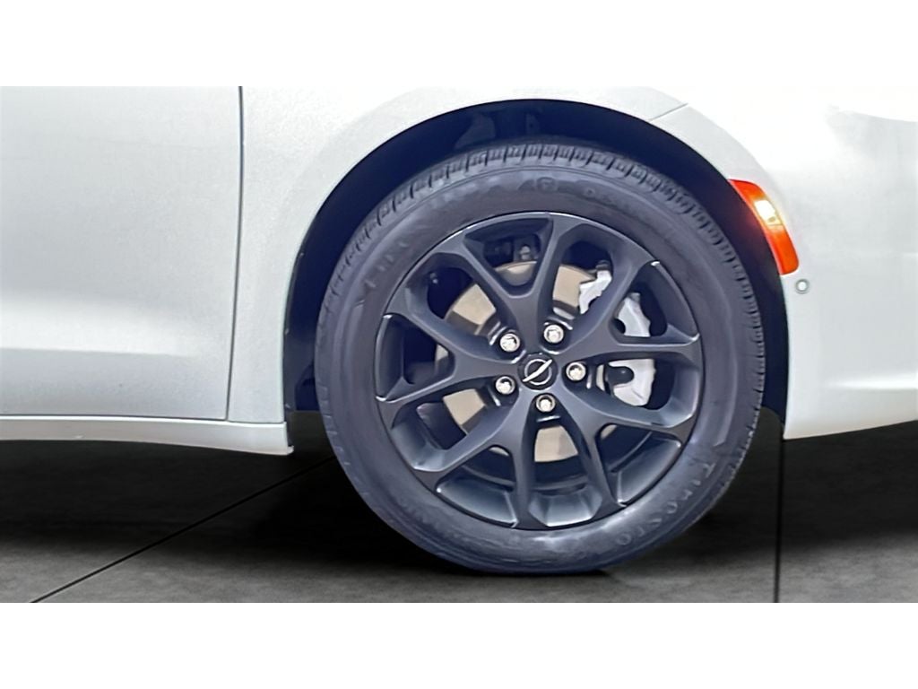 2023 Chrysler Pacifica Touring L AWD