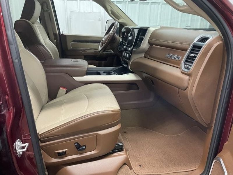 2020 RAM 3500 Laramie Crew Cab 4x4 6'4" Box