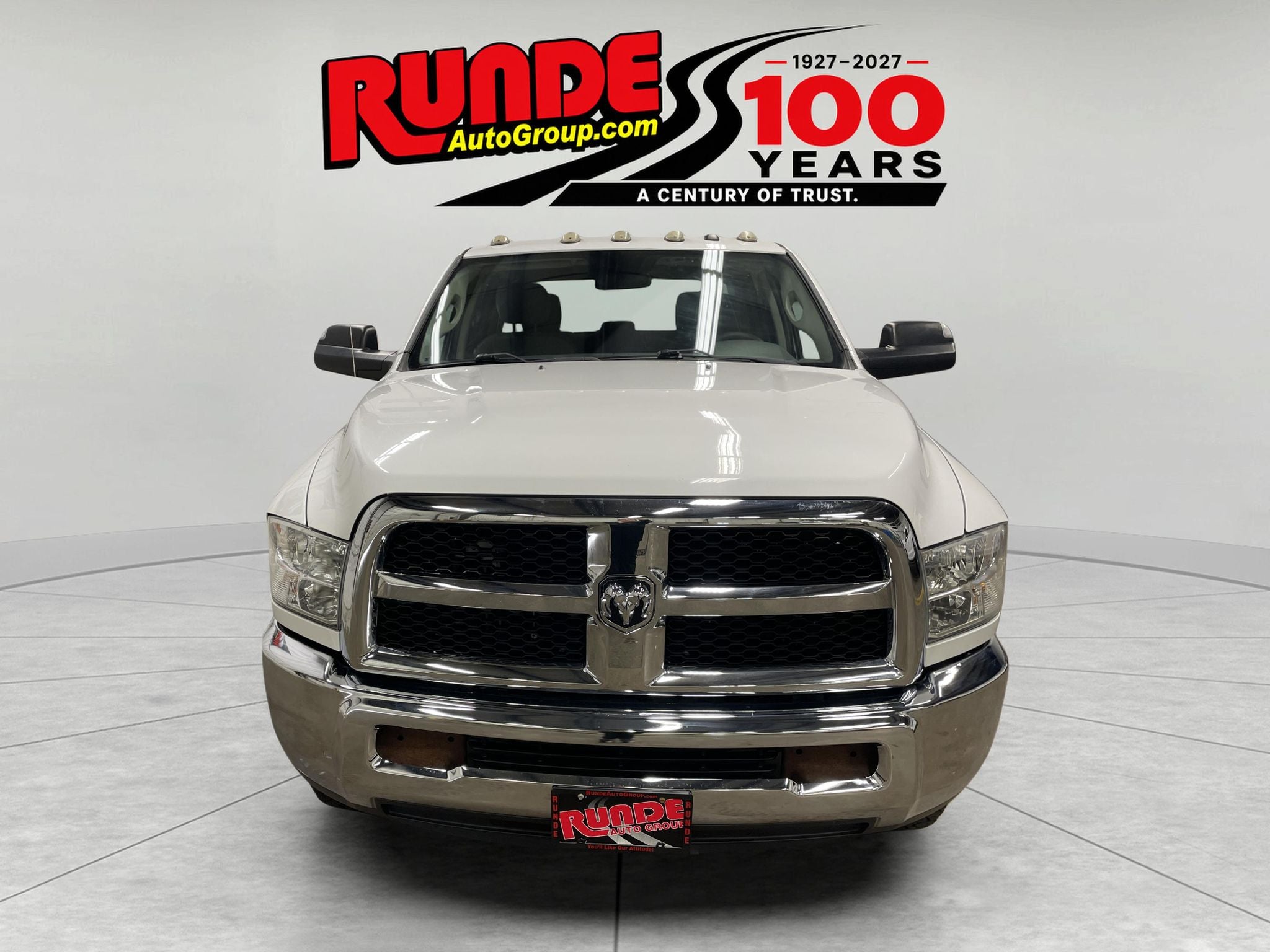 2017 RAM 2500 Tradesman Crew Cab 4x4 6'4" Box