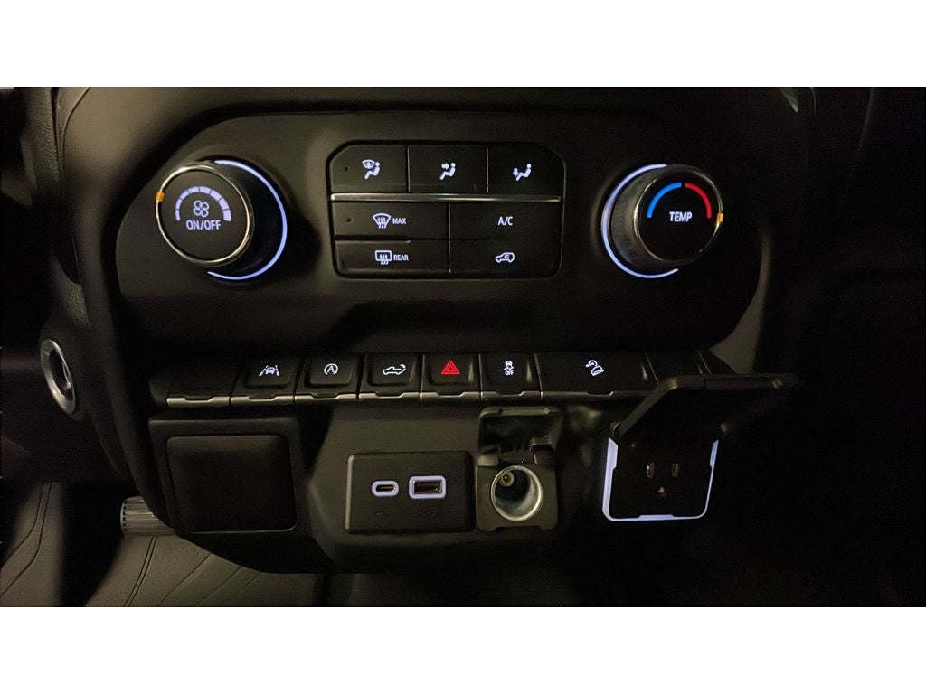 2022 Chevrolet Silverado 1500 Custom Trail Boss