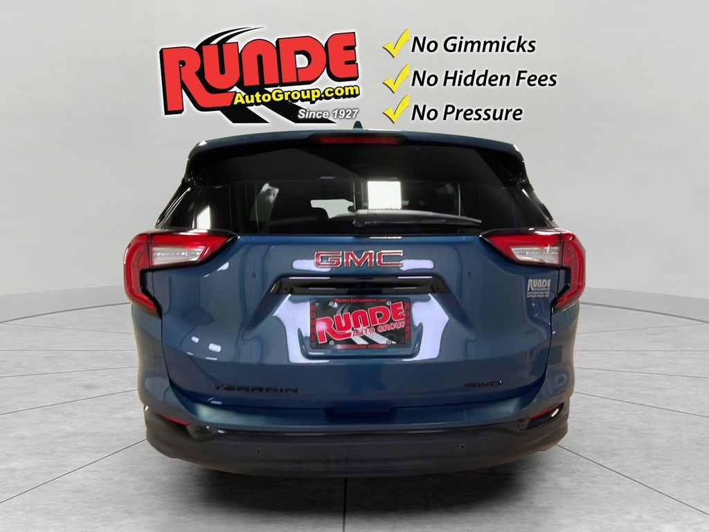 2024 GMC Terrain SLE