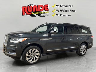 2023 Lincoln Navigator L Reserve