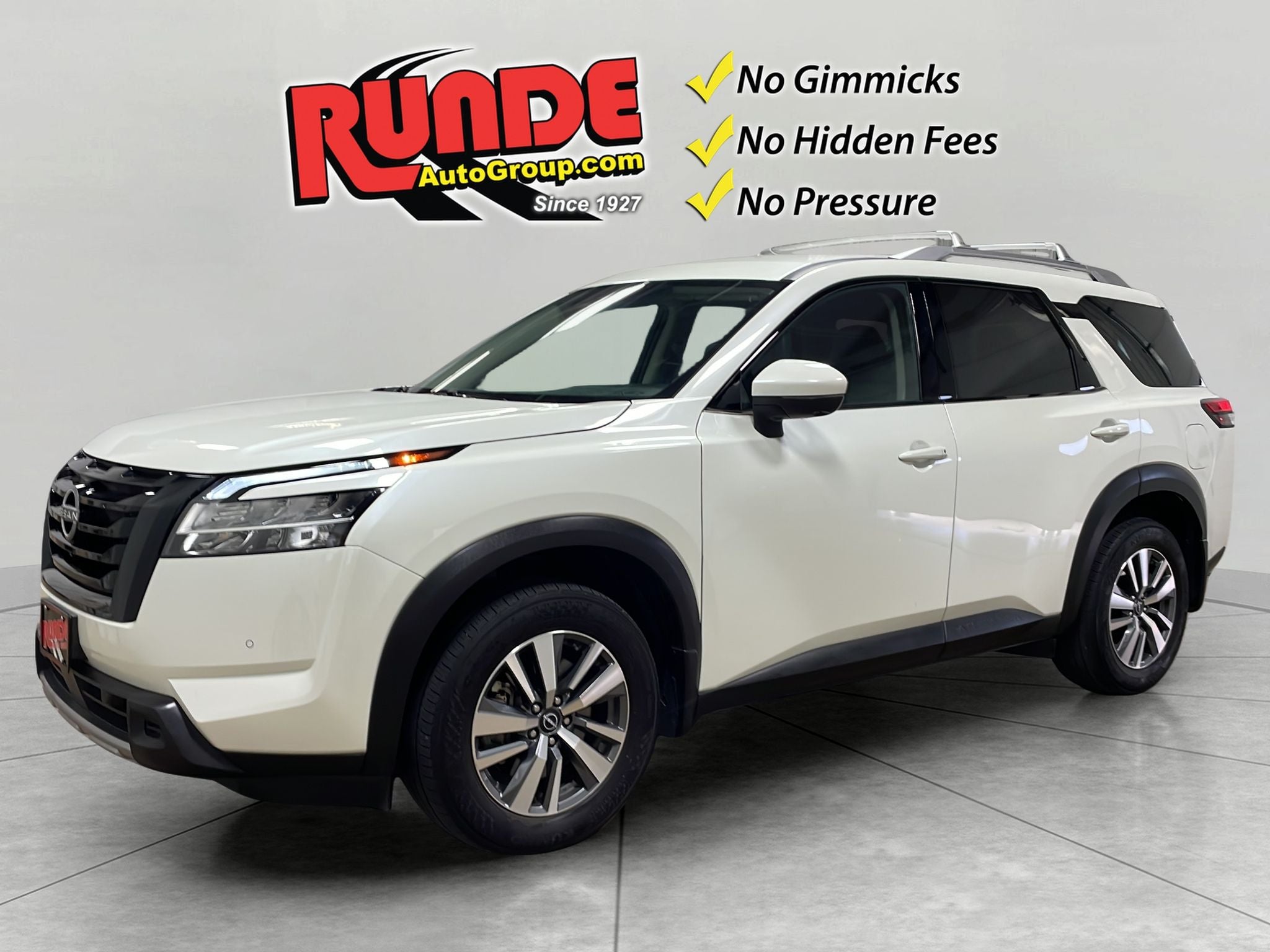 2024 Nissan Pathfinder SL