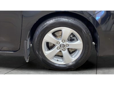 2019 Toyota Sienna LE Auto Access Seat