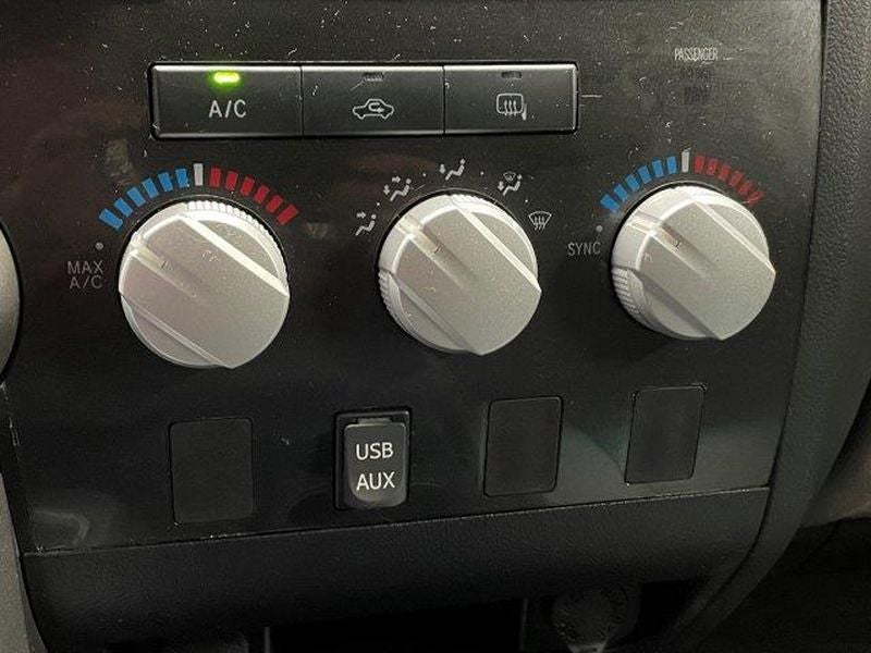 2011 Toyota Tundra Grade 5.7L V8