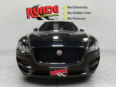 2017 Jaguar F-PACE 35t Prestige