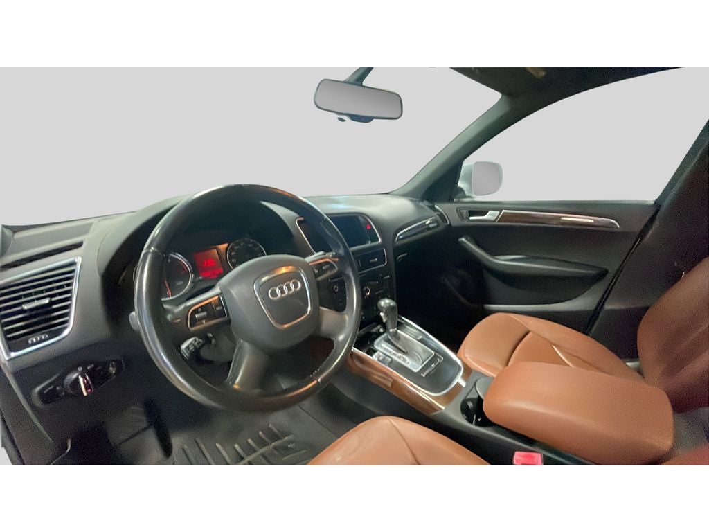 2011 Audi Q5 2.0T Premium Plus