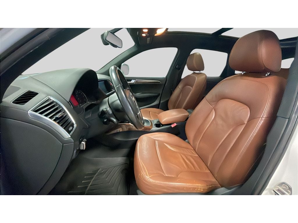 2011 Audi Q5 2.0T Premium Plus