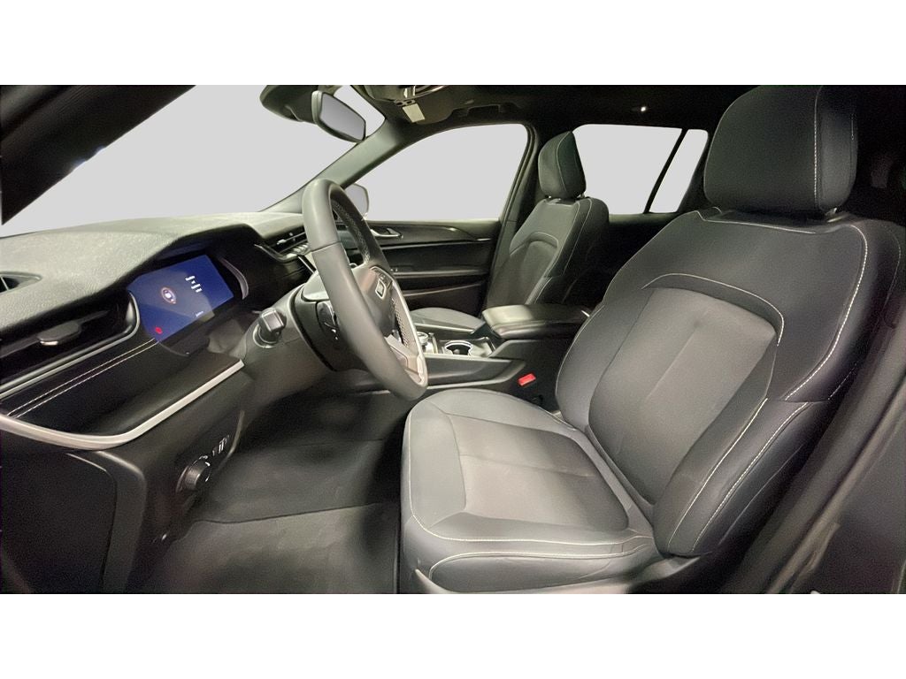 2024 Jeep Grand Cherokee Laredo X