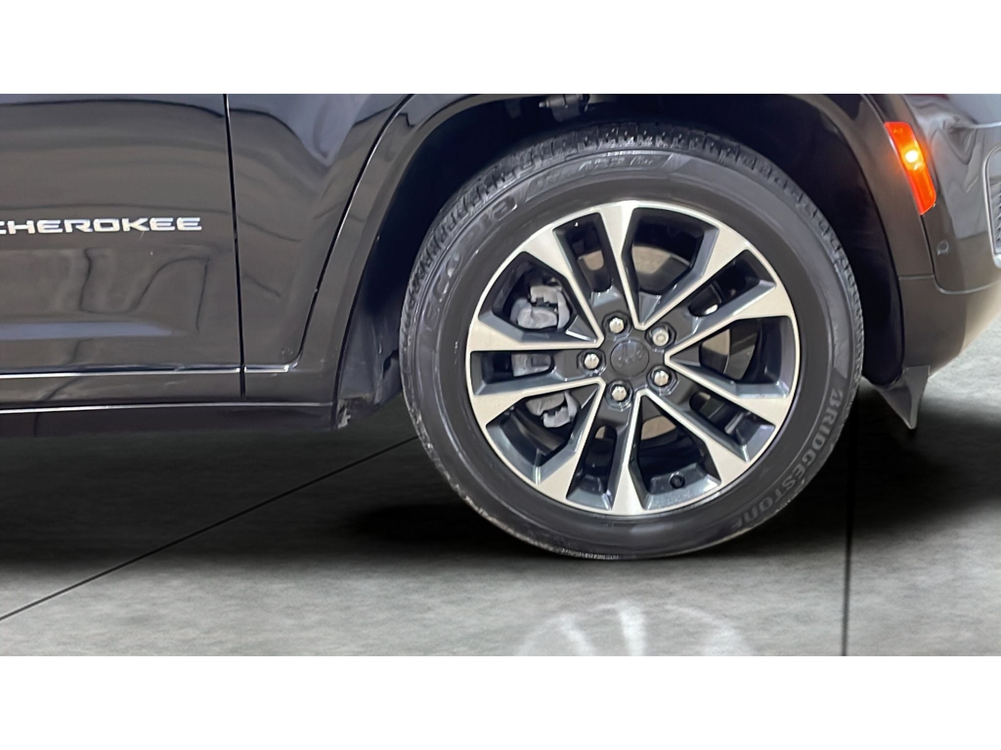 2022 Jeep Grand Cherokee 4xe Overland