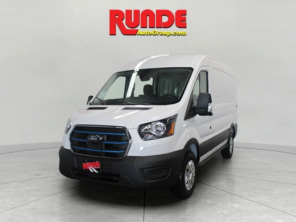 2023 Ford E-Transit Base