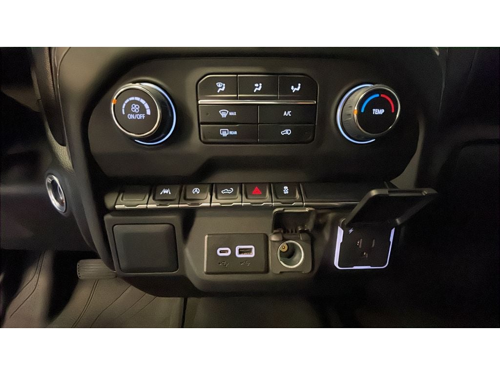 2024 Chevrolet Silverado Custom