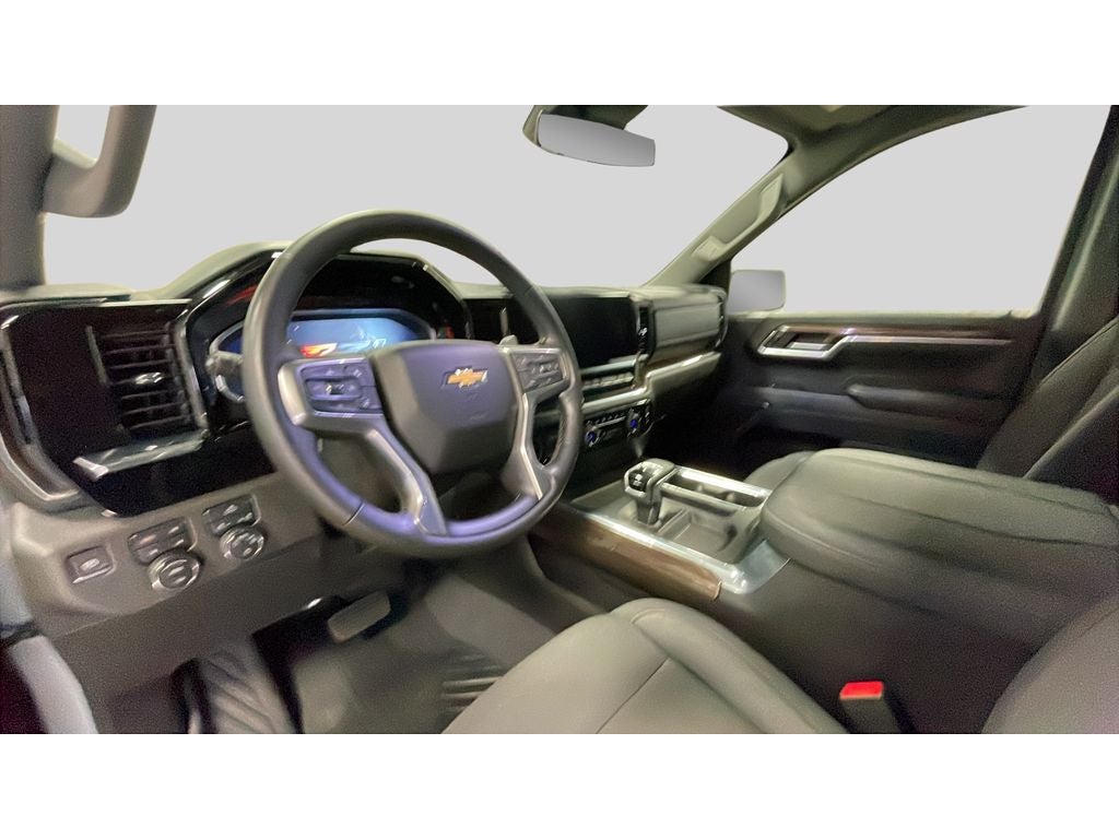 2023 Chevrolet Silverado LT