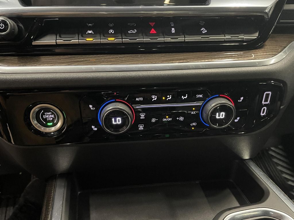 2022 Chevrolet Silverado RST