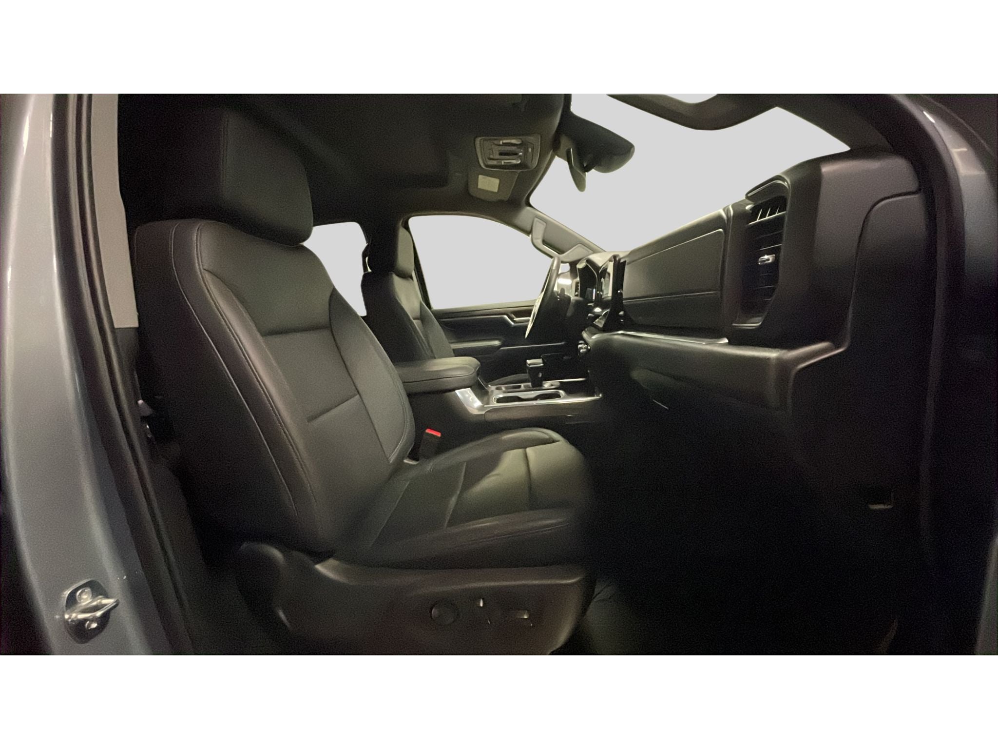2024 Chevrolet Silverado LTZ