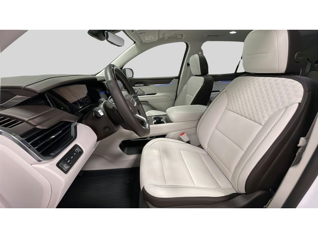 2025 GMC Acadia AWD Denali